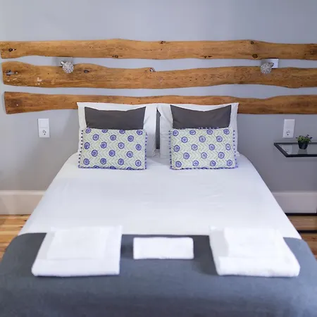 ゲストハウス Castilho